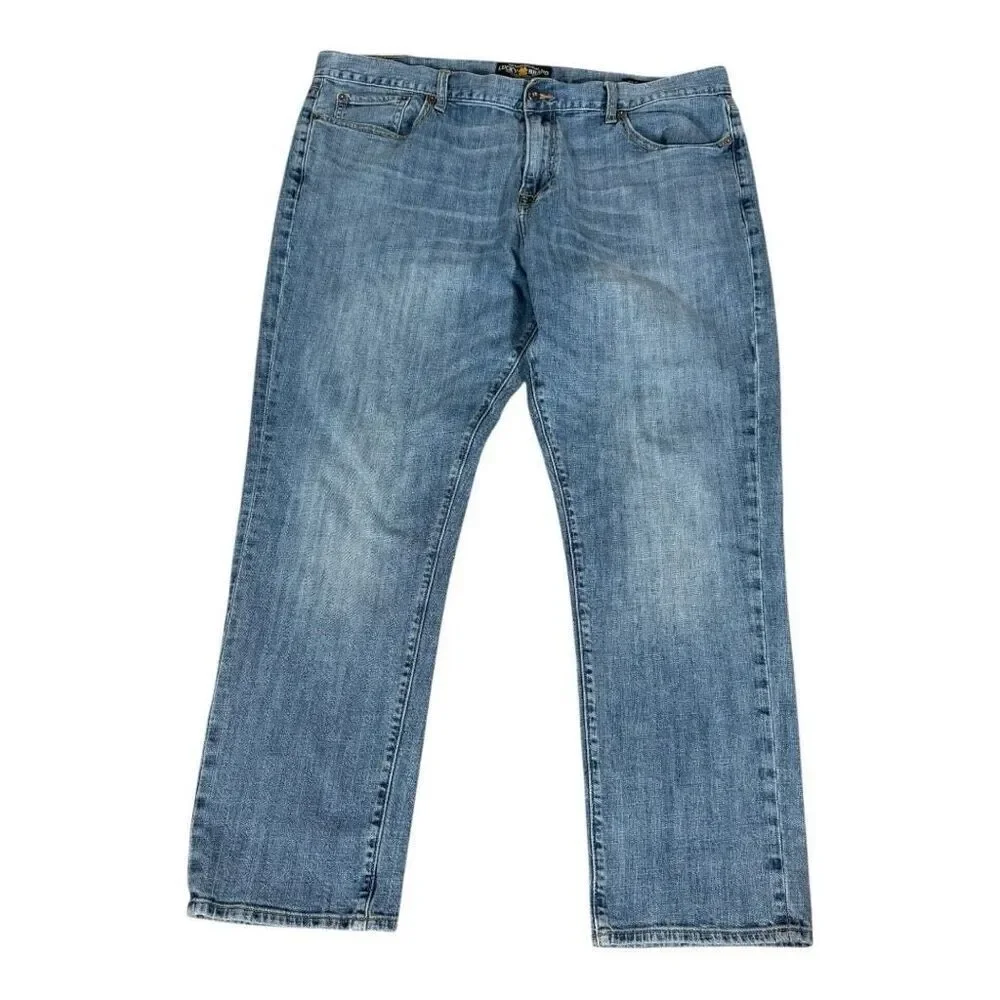 Lucky Brand Men’s 410 Athletic Fit Light Medium Wash Jeans‎ Size 42X32